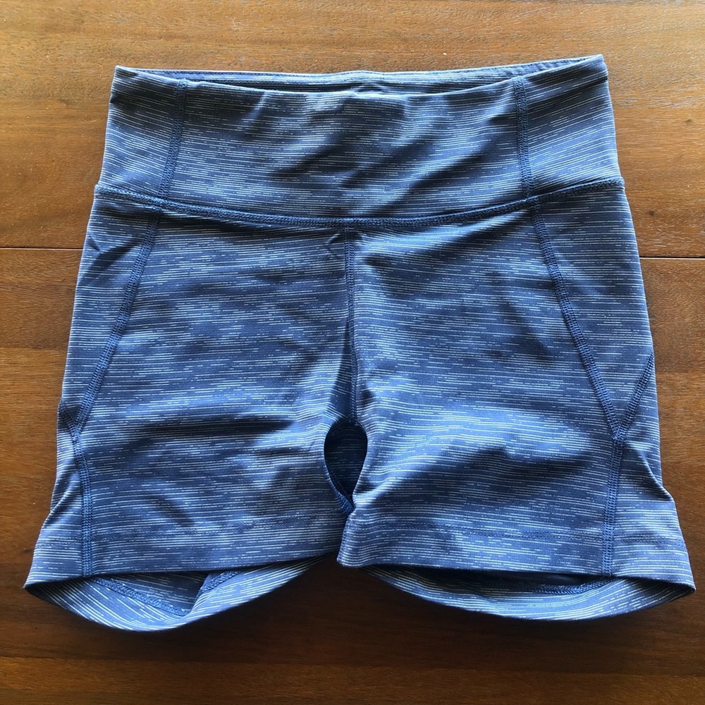 Outdoor Voices Techsweat Flex Shorts in Navy Blue 3.5” Size XS